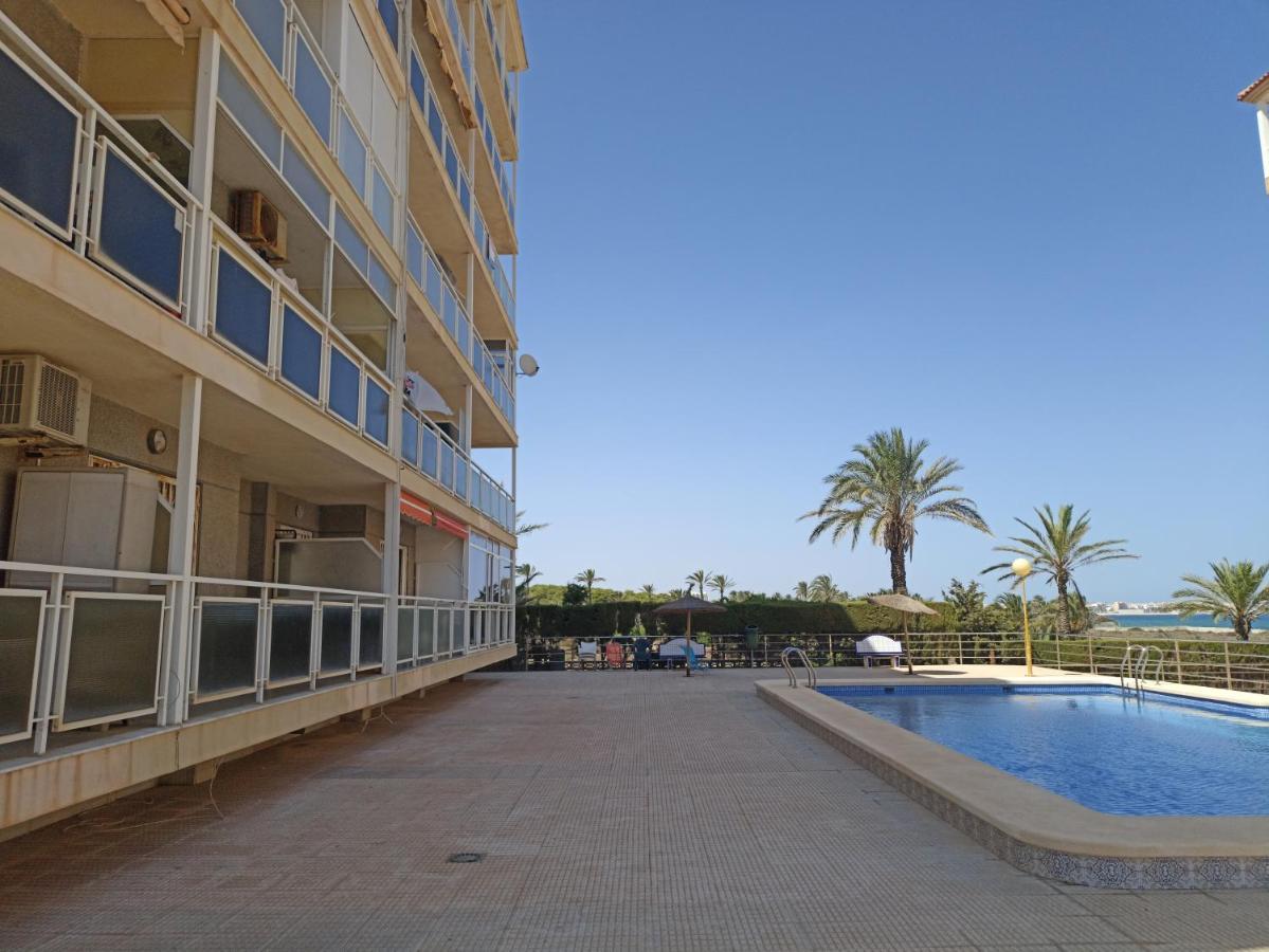 Torrevieja Junto Cala Ferris Apartment Exterior photo